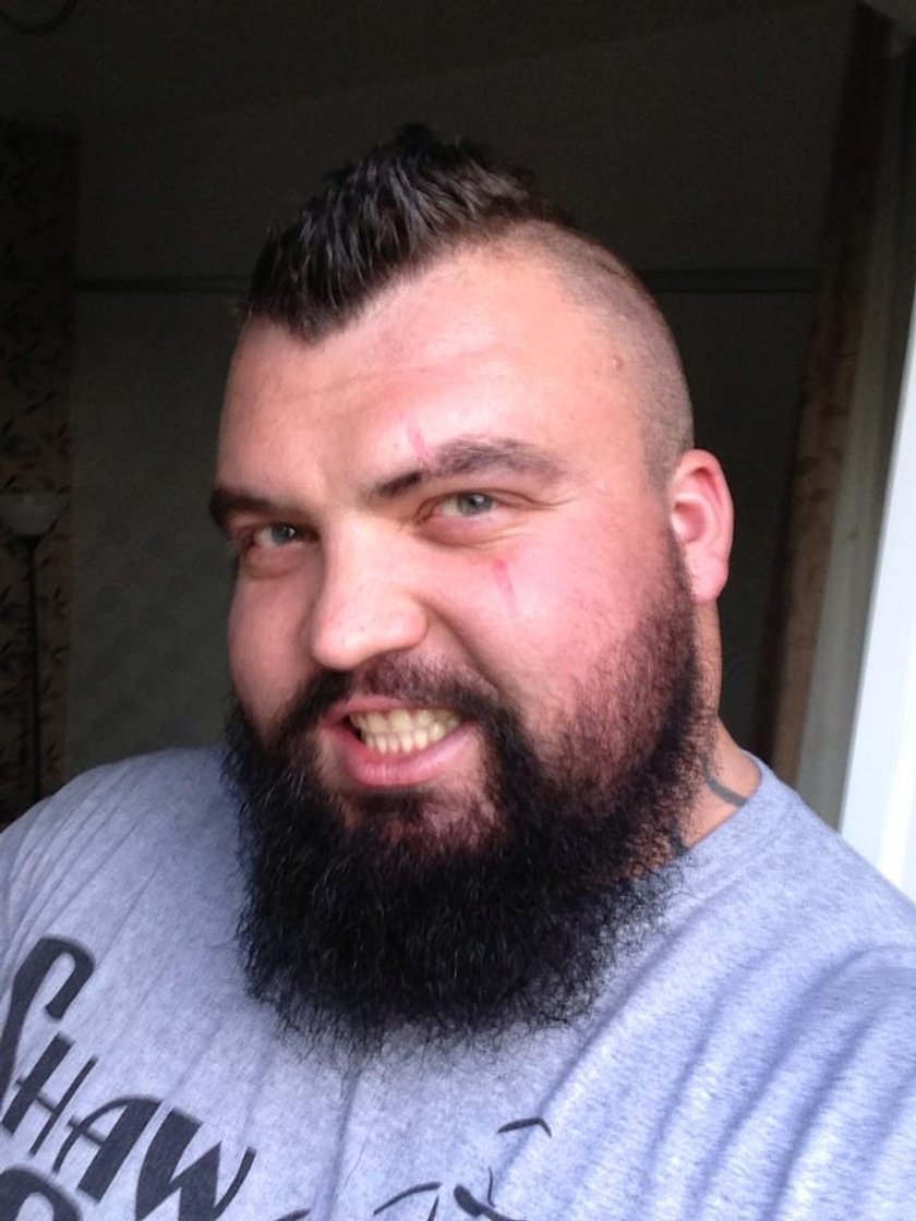 Eddie Hall nowy Pudzian, Anglik podnosi prawie pół tony i wygląda niczym tur! Galeria