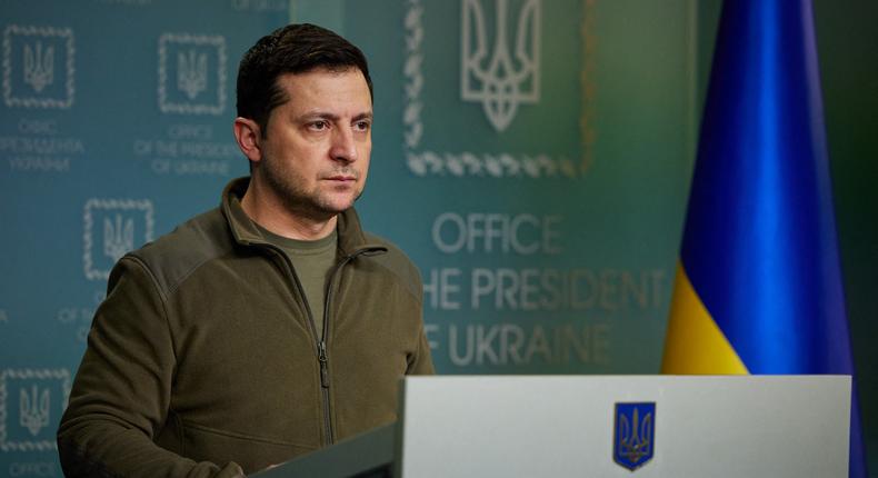 Zelensky demande à l'Allemagne de fournir un soutien plus conséquent.