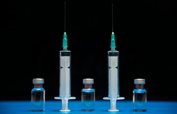 Biontech-Pfizer: késik az omikron elleni új szupervakcina