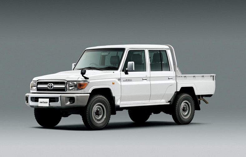 Toyota Land Cruiser J7