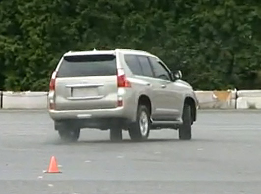 Oto jak Toyota przeprowadza ryzykowne testy