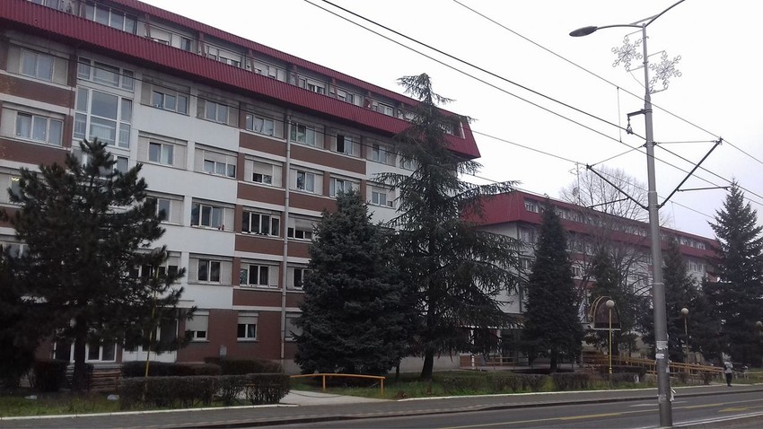 Jedan od desetak studentskih domova je i "4. april" na Voždovcu