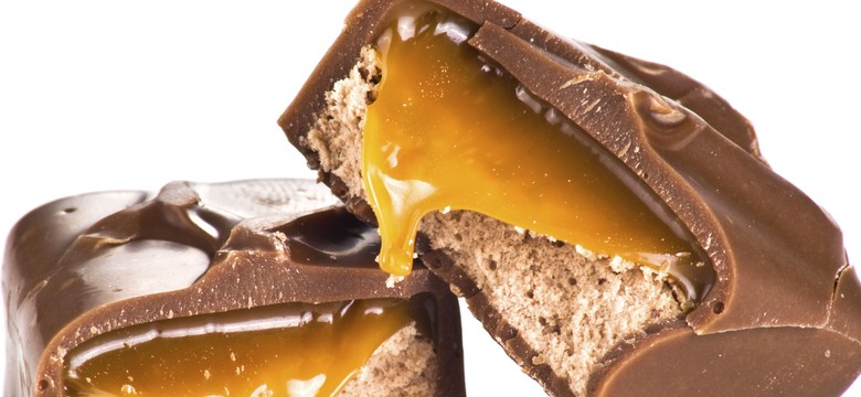 Koncern Mars wycofuje ze sklepów część batoników. Przez kawałek plastiku