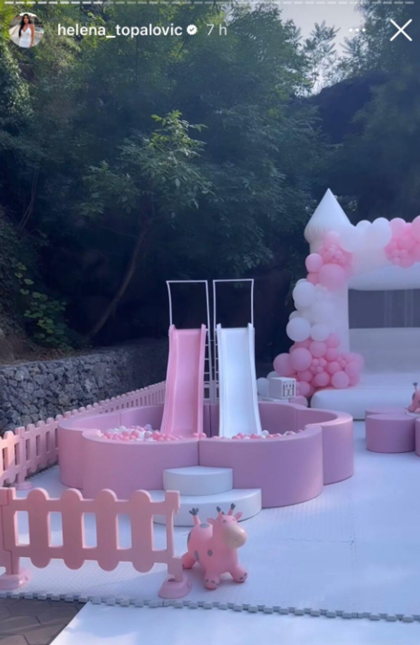 Krštenje Topalkove unuke