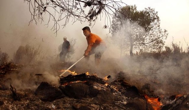 256259_spanija-pozar-valensija6-ap