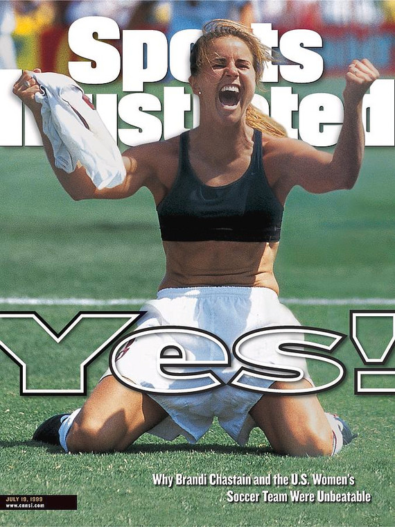 Brandi Chastain na okładce po Pucharze Świata w 1999 r.