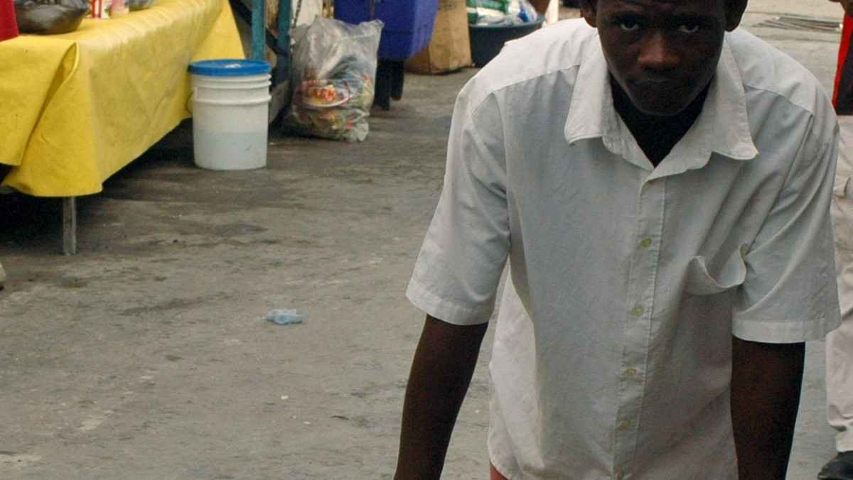 Bilans ofiar śmiertelnych szalejącej od połowy października epidemii cholery na Haiti przekroczył tysiąc osób. Jak podało haitańskie ministerstwo zdrowia, do tej pory zmarły 1034 osoby.