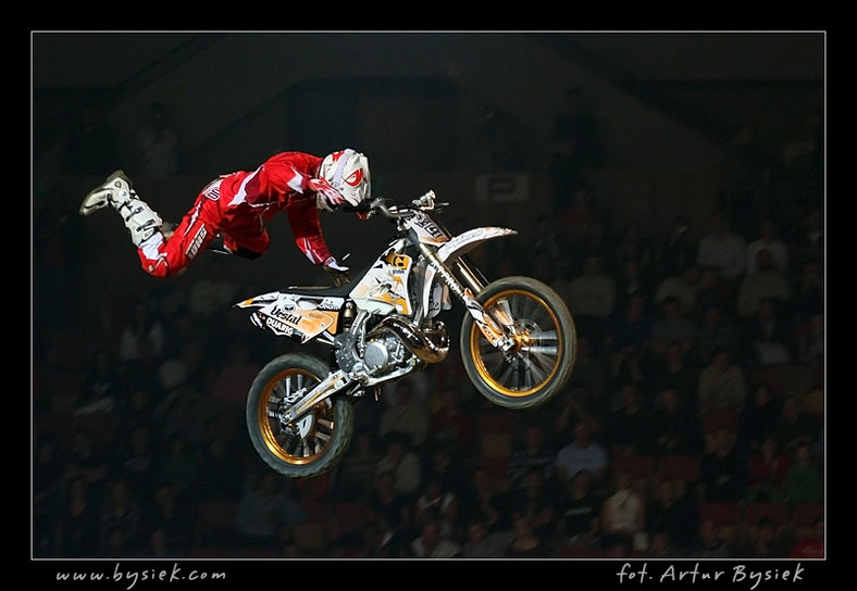 DIVERSE Night of the Jumps - fotografował Artur Bysiek