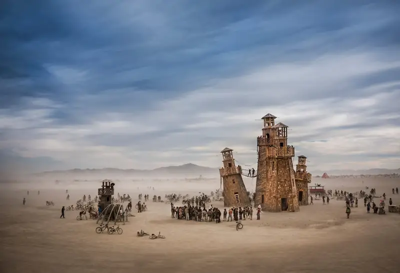 Black Rock Lighthouse Service at Burning Man, Nevada, USA, zdjęcie Tom Stahl