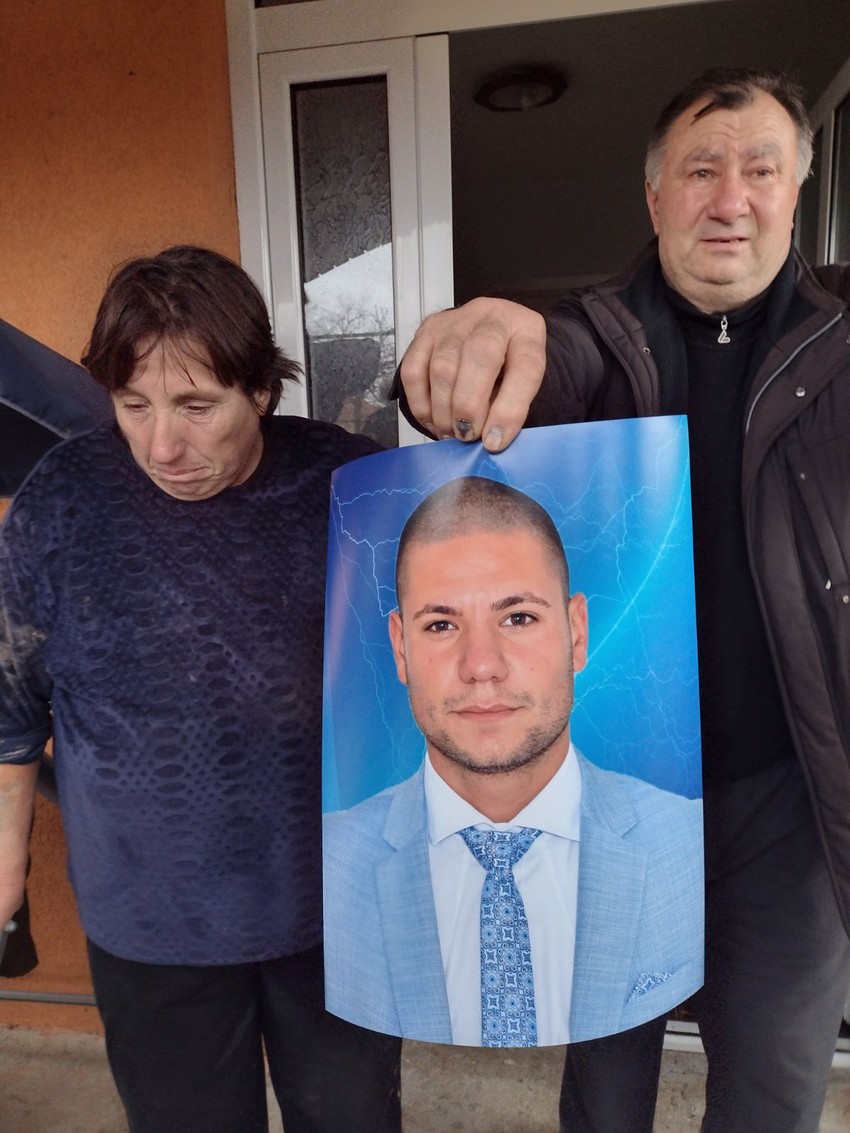 Nemanja Antanasović preminuo je na putu do bolnice