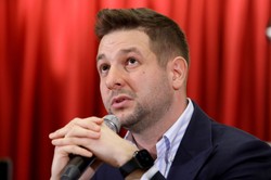 Jaki broni Węgier i uderza w UE: Administracja unijna będzie narzucać, gdzie kto ma rządzić