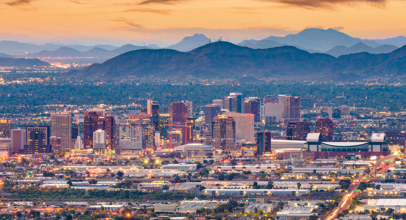 Phoenix: The median asking price for a one-bedroom rental in Phoenix, Arizona is $1,171.