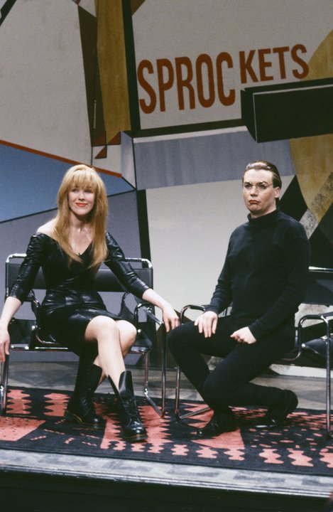 Catherine O'Hara jako Veronika Goethe i Mike Myers jako Dieter w jednym z gagów show "Saturday Night Live" (1991)