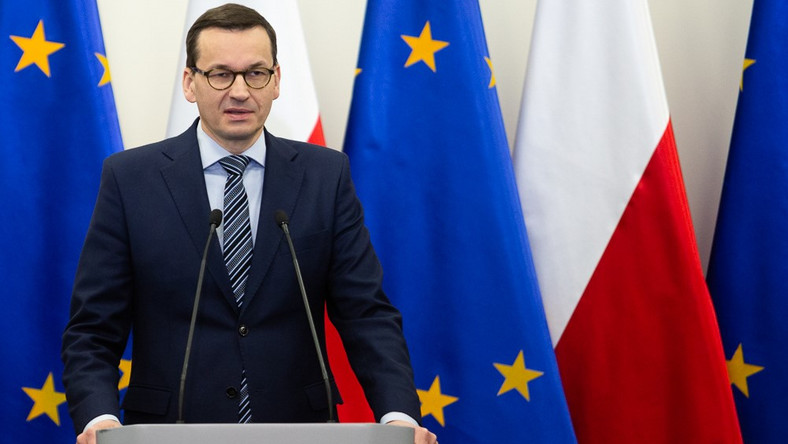 Premier Mateusz Morawiecki: "piątka Kaczyńskiego" ma źródła finansowania