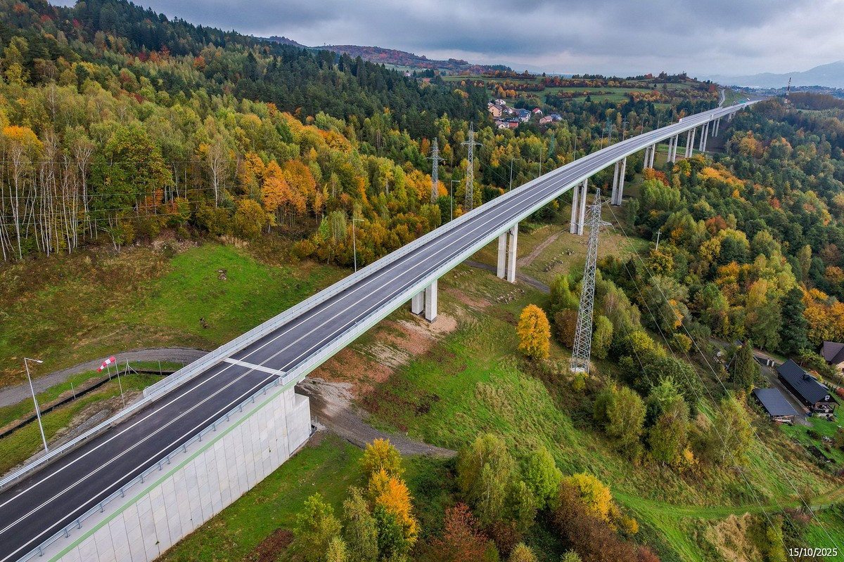 Mosty, tunele i estakady. Skończyli budować drogowe cudo za 1,5 miliarda złotych. Już za dwa dni nową trasą pomkną kierowcy