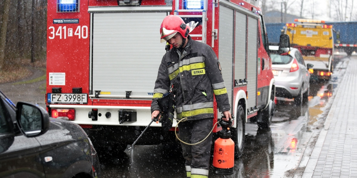 Wielka plama oleju pod Krosnem Odrzańskim