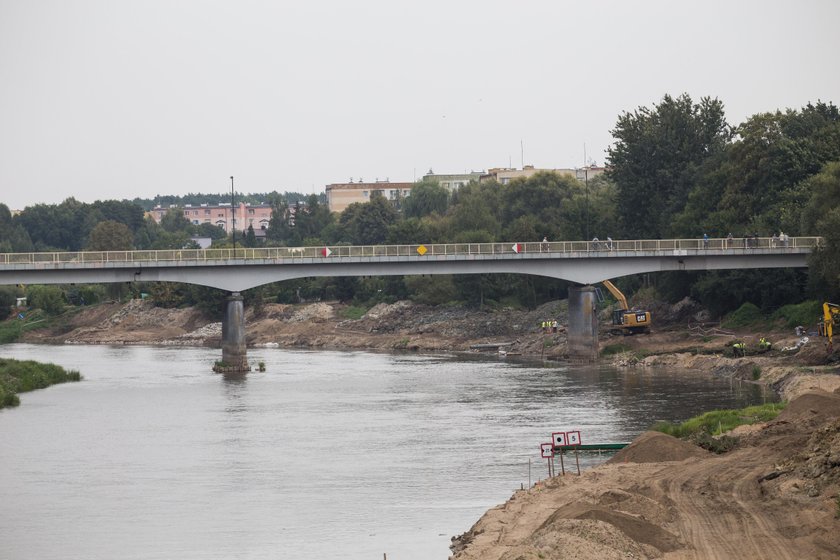 Most we Wronkach może runąć. Trzeba go natychmiast zamknąć