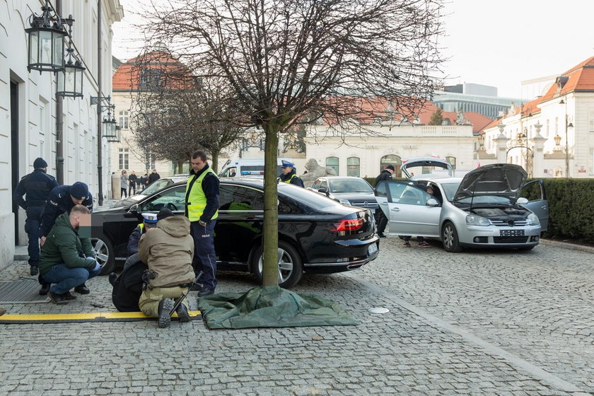 Staranował bramę Pałacu Prezydenckiego