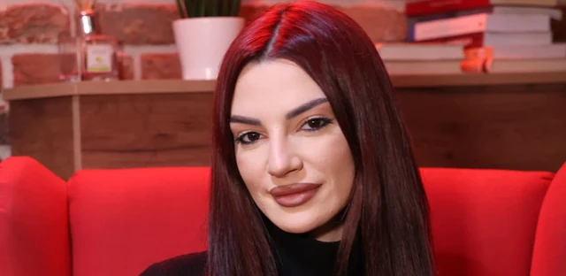 "RIJALITI JE ZABAVA ZA SIROMAŠNE!" Taru Simov je proslavila Zadruga, a sad poručuje: "TO FUNKCIONIŠE PO OVOM KALUPU!"