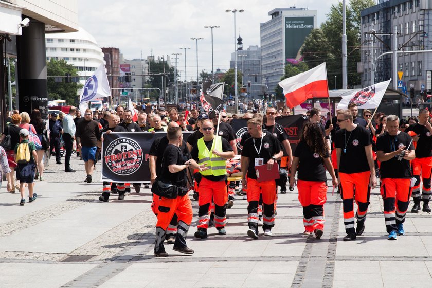 Protest sposobem na podwyżki