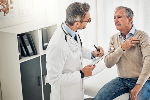 A tüdőrák vállfájással, az ujjak bedagadásával is jelezhet, de biztosan csak így deríthető ki az oka