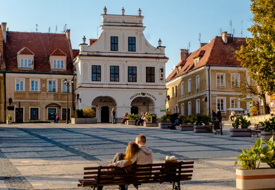 Romantyczny weekend: te urokliwe, polskie miasteczka wyglądają najpiękniej jesienią