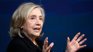 mocne słowa w monachium. kaja kallas i hillary clinton uderzają w rosję i trumpa