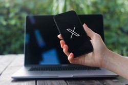 X (dawny Twitter) z płatną subskrypcją. Ile kosztuje X Premium+?