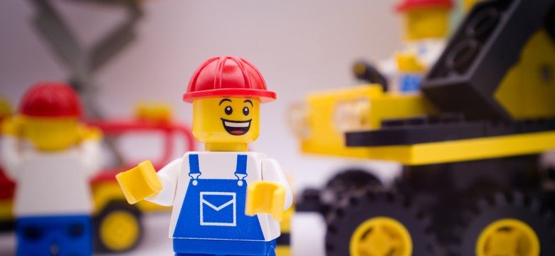 Lego rezygnuje z plastiku z martwych dinozaurów. Czy to oznacza podwyżki cen zestawów?