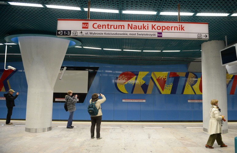 Stacje drugiej linii metra w Warszawie