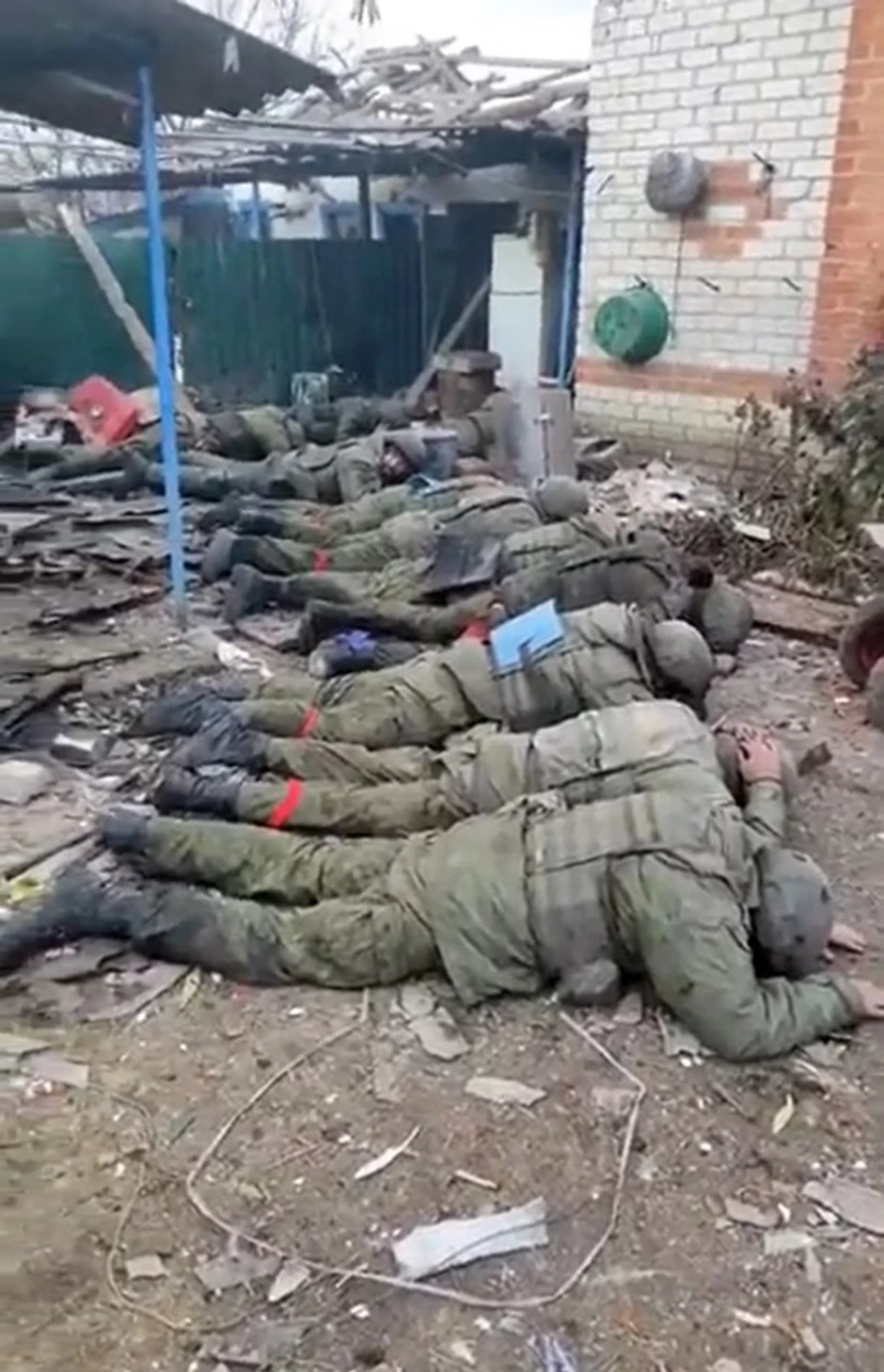 Ruski vojnici u Makijevki pre nego što su ubijeni