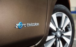 Baterie z aut elektrycznych nie trafią na śmietnik. Renault i Nissan dadzą im drugie życie