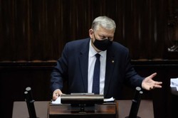 Suski: Kobiety czasem umierają przy porodach, ale nie ma to związku z żadną decyzją TK