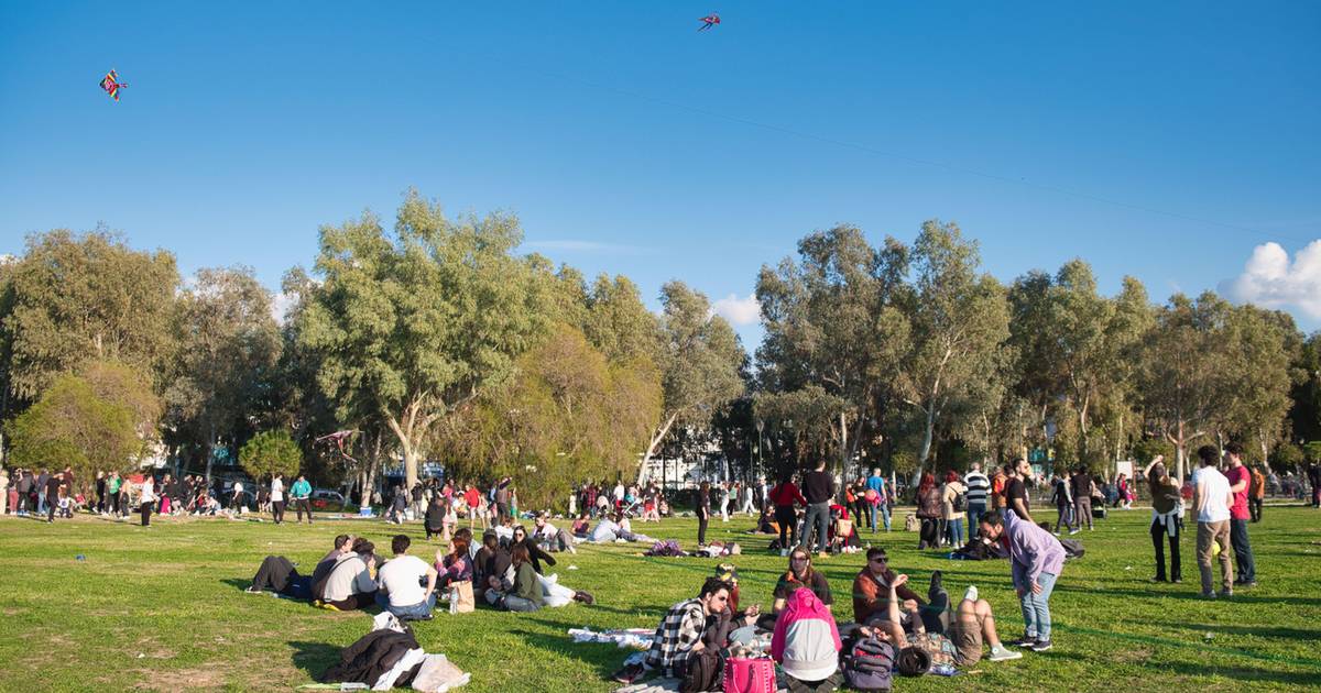 Kapryśna pogoda w Lany Poniedziałek. Meteorolodzy ostrzegają