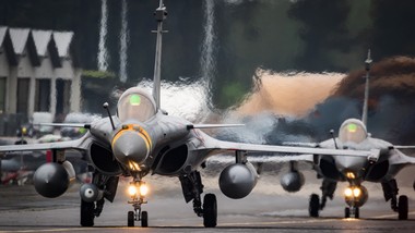 ukraina chce setek nowych myśliwców. utknie w kolejce na dekadę