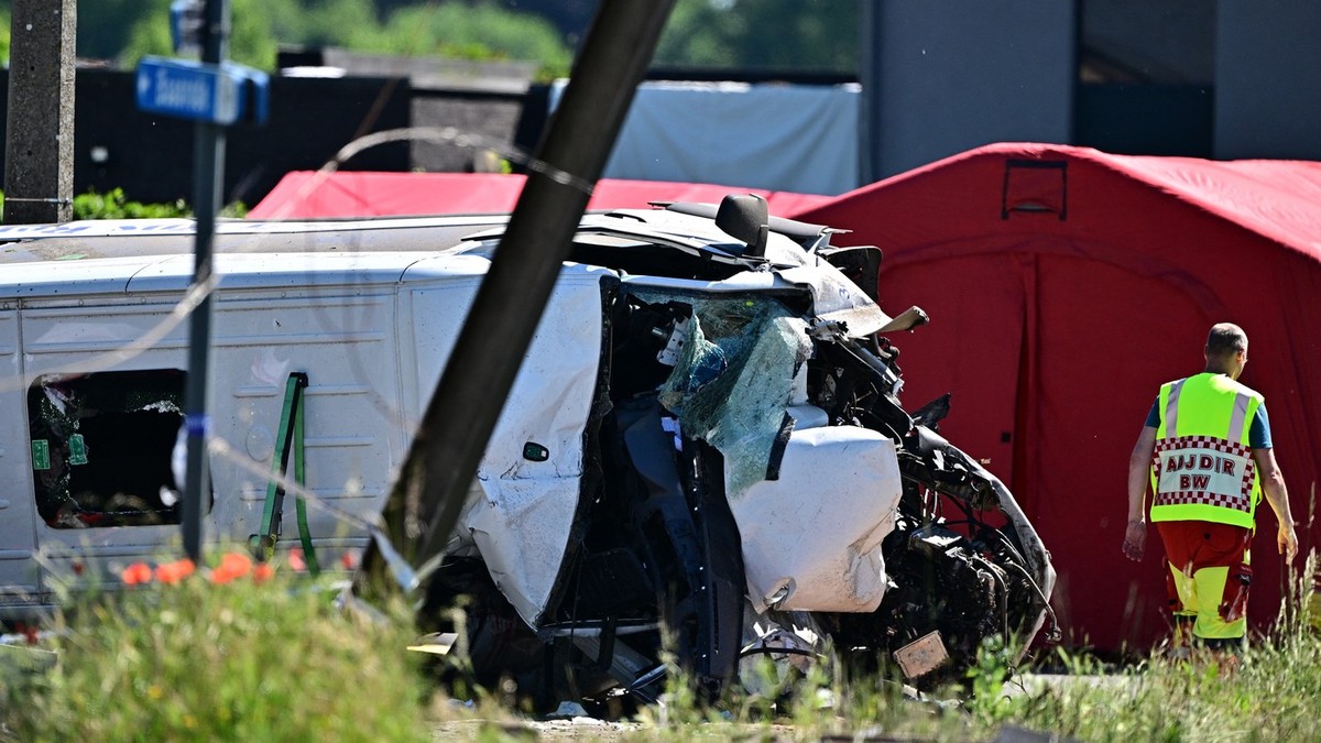 Sudar voza i školskog minibusa u Belgiji