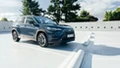 Nowa Toyota znika w ciemno. Ma silnik 2.0 i spala 4,9 l na 100 km. Cena hitem