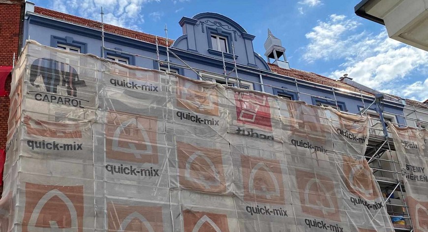 Kamienica przy Kurkowej 61-63 robi się na gwiazdę. 