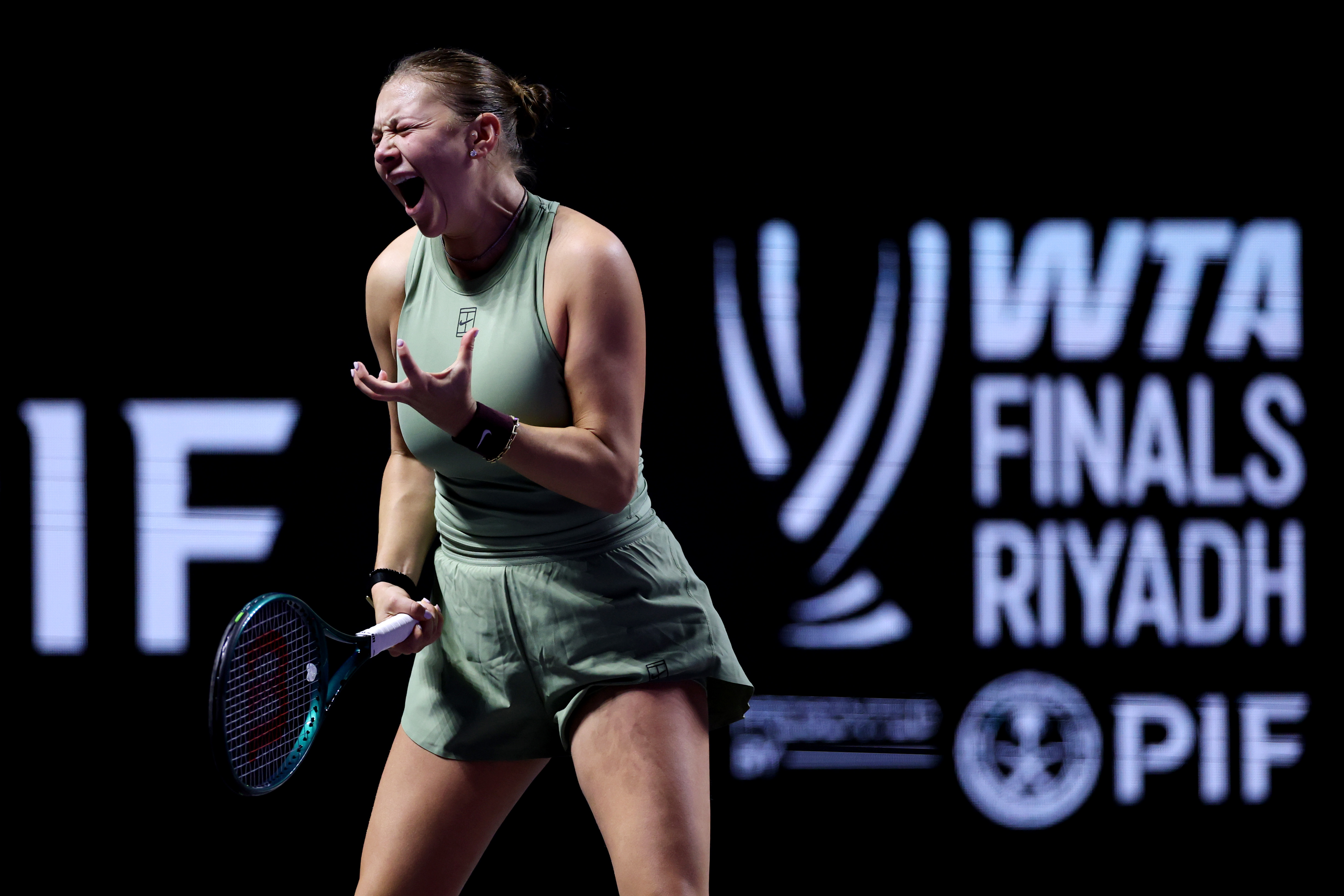 Świątek walczy o półfinał WTA Finals - decydujący mecz z Anisimovą