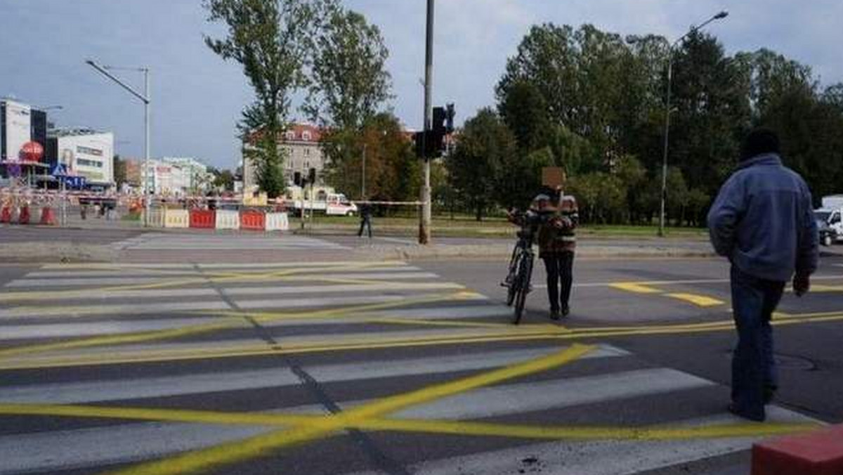 Zapadł prawomocny wyrok w związku z chaosem na remontowanej ulicy - podaje serwis poranny.pl.