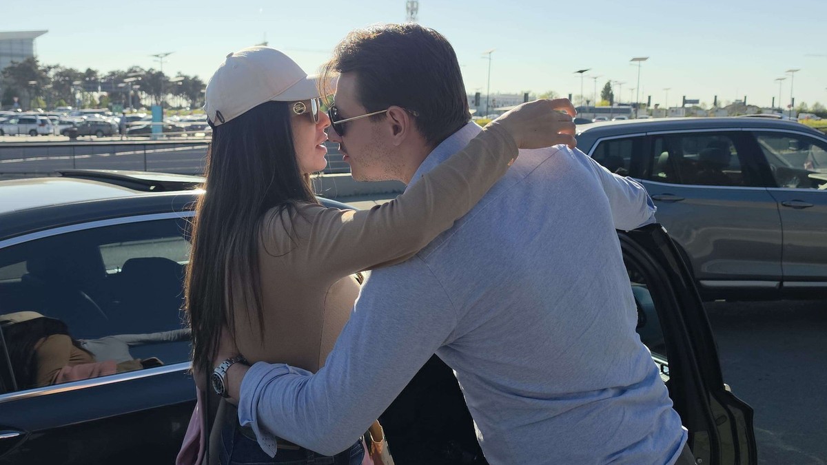 Tanja Savić i Muki na aerodromu