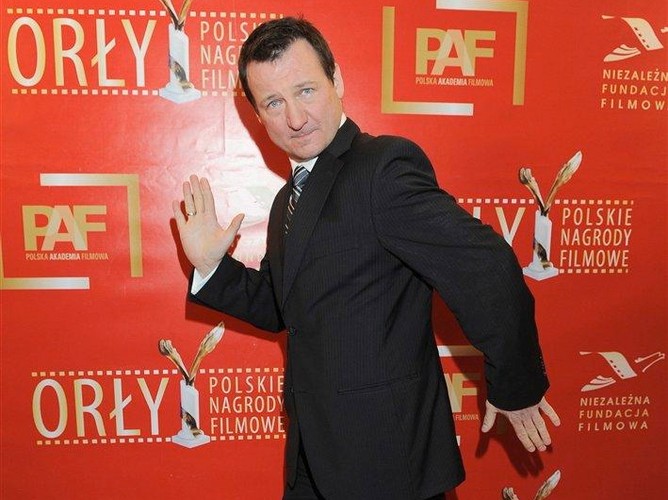 Robert Więckiewicz – 'Baby są jakieś inne' – 60 tys. zł