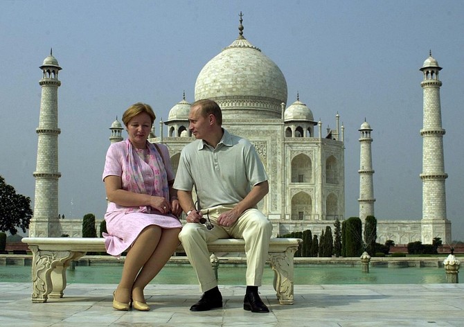 Vladimir Putin sa bivšom suprugom Ljudmilom