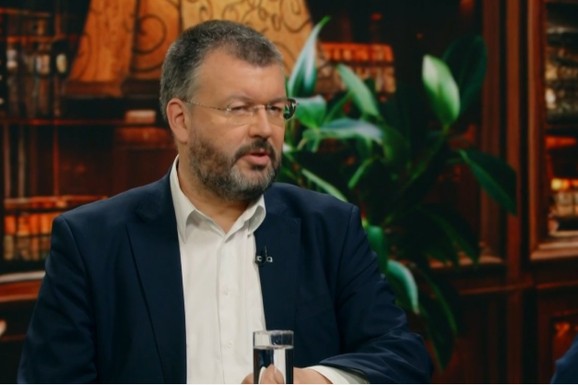 Čedomir Antić piše za "Blic" o presudi Branimiru Glavašu: "Ona je na neki način sažetak istorije odnosa prema ratnim zločinima koje su počinili pripadnici "ispravnih" naroda"