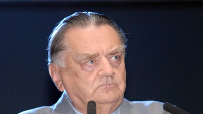 B. premier Jan Olszewski