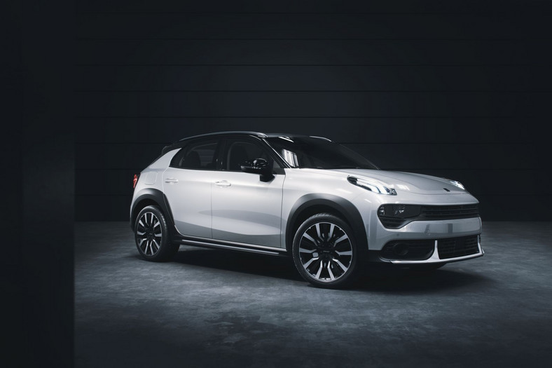 Lynk & CO 02