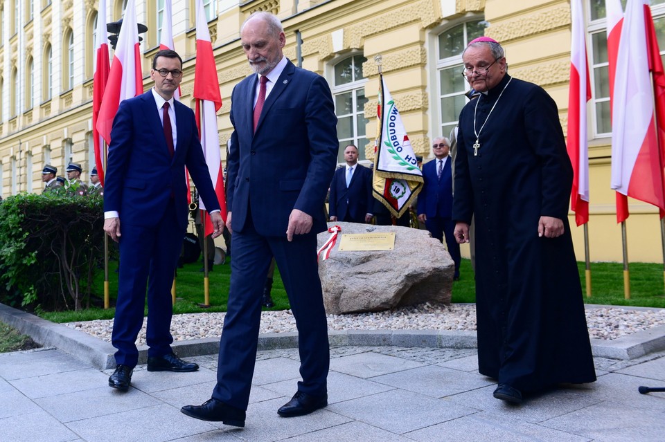 Odsłonięcie kamienia węgielnego pod pomnik Jana Olszewskiego