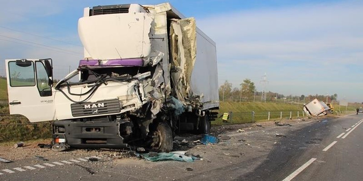 Śmiertelny wypadek na krajowej "ósemce". Kierowcy nie żyją