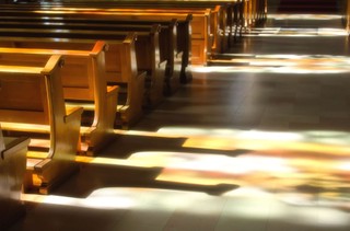 Czy opłata za pobyt w kościelnym domu studenckim jest traktowana jako darowizna?