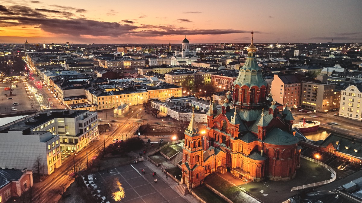 Najszczęśliwsze kraje świata. Które miejsce zajęła Polska?